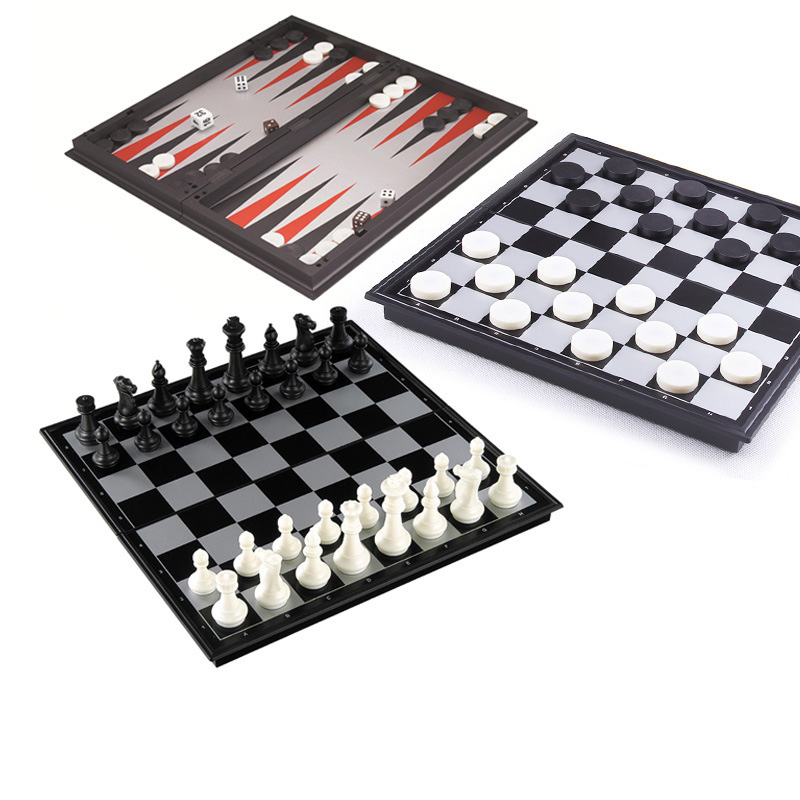 Faltbares magnetisches Schach- – Board Game Yearbook Bewertung und Preis